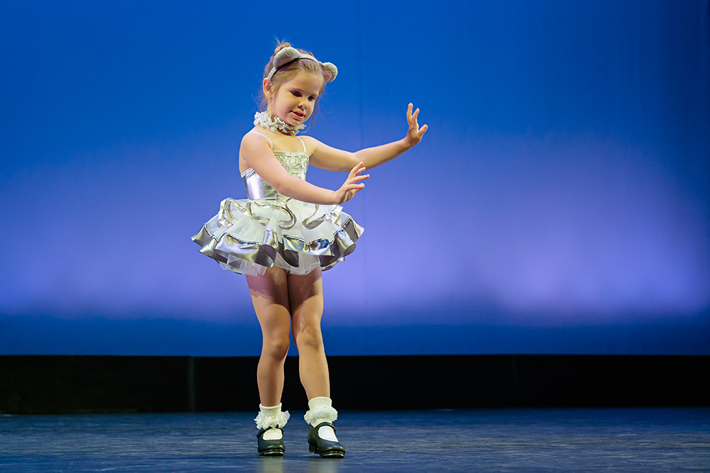 young dancers at madison professional dance center